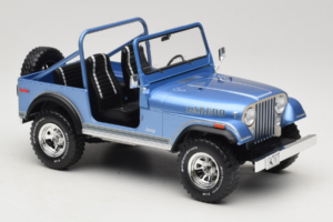 Jeep CJ-7 Laredo Modrý MCG 1:18 MCG18553 Kov – obrázok 4 z 6