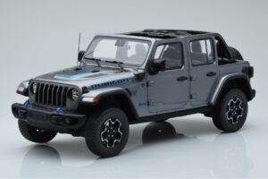 Jeep Wrangler 4xe Strieborný GT Spirit 1:18 GT419 Živica