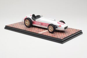 Watson Roadster #8 P. Flaherty John Zink Racing Indianapolis 500 Winner 1956 Carousel 1 1:18 143000 Kov – obrázok 4 z 6