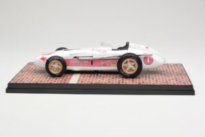 Watson Roadster #8 P. Flaherty John Zink Racing Indianapolis 500 Winner 1956 Carousel 1 1:18 143000 Kov