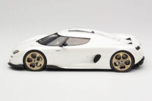 Koenigsegg CC850 Crystal White GT Spirit 1:18 GT903 Živica – obrázok 3 z 6