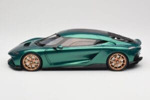Koenigsegg Gemera Racing Green GT Spirit 1:18 GT888 Živica – obrázok 3 z 5