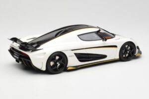 Koenigsegg Regera Crystal Biely GT Spirit 1:18 GT913 Živica – obrázok 2 z 6