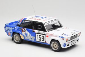 Lada 2105 VFTS #159 E. Tumalevicius 1000 Lakes Rally 1987 IXO 1:18 18RMC181B Kov – obrázok 4 z 6