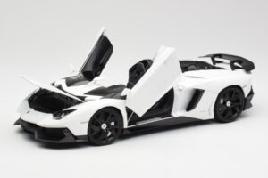 Lamborghini Aventador J Biely AUTOart 1:18 74674 Kov – obrázok 2 z 8