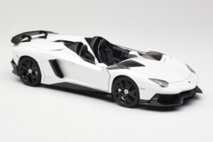 Lamborghini Aventador J Biely AUTOart 1:18 74674 Kov – obrázok 6 z 8