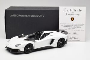 Lamborghini Aventador J Biely AUTOart 1:18 74674 Kov – obrázok 8 z 8