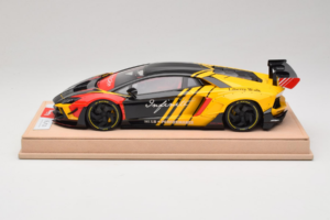 Lamborghini Aventador Liberty Walk Infinite Čierny Žltý Timothy & Pierre 1:18 REMC035 Kov
