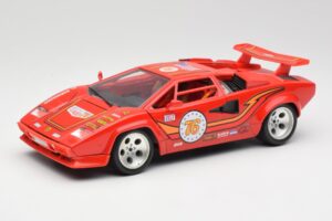 Lamborghini Countach Červený Bburago 1:18 3047 Kov