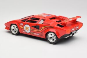 Lamborghini Countach Červený Bburago 1:18 3047 Kov – obrázok 7 z 8