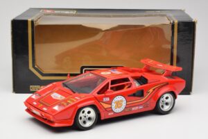 Lamborghini Countach Červený Bburago 1:18 3047 Kov – obrázok 8 z 8