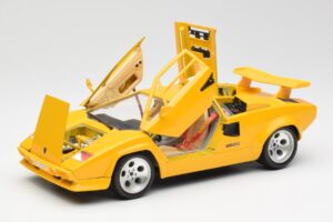 Lamborghini Countach Žltý Bburago 1:18 3037 Kov – obrázok 2 z 8