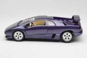 Lamborghini Diablo Fialový Maisto 1:18 3028 Kov – obrázok 4 z 8