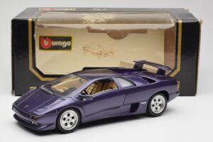 Lamborghini Diablo Fialový Maisto 1:18 3028 Kov – obrázok 8 z 8