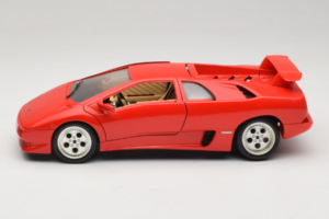 Lamborghini Diablo Červený Bburago 1:18 3041-M1 Kov – obrázok 4 z 8
