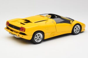 Lamborghini Diablo Roadster Žltý AUTOart 1:18 70092 Kov – obrázok 3 z 8