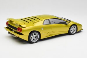 Lamborghini Diablo SE30 Anniversary Edition Žltý Spyder AUTOart 1:18 79157 Kov – obrázok 3 z 8