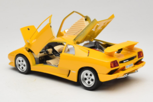 Lamborghini Diablo Žltý Bburago 1:18 3041 Kov – obrázok 5 z 8