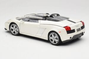 Lamborghini Gallardo Concept S Biely Motormax 1:18 79156 Kov – obrázok 7 z 8
