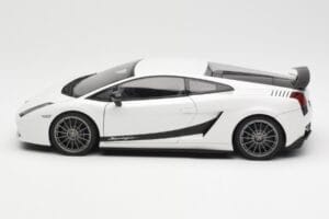 Lamborghini Gallardo Superleggera Monocerus Metallic Biely AUTOart 1:18 74585 Kov – obrázok 4 z 8
