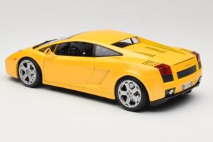 Lamborghini Gallardo Žltý Maisto 1:18 31655 Kov – obrázok 7 z 8