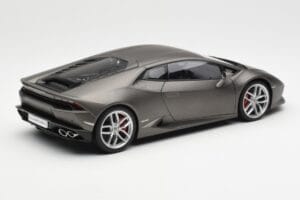 Lamborghini Huracan LP610-4 Šedý AUTOart 1:18 74606 Kompozit – obrázok 3 z 8