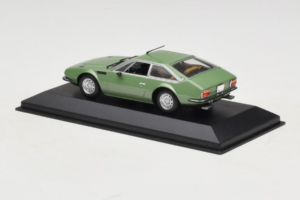 Lamborghini Jarama Green Metallic Minichamps 1:43 400103402 Kov – obrázok 3 z 4