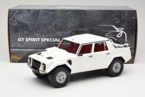 Lamborghini LM002 Biely Kyosho 1:18 GTS18508W Živica – obrázok 6 z 6