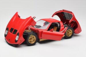 Lamborghini Miura Červený Anson 1:18 30302 Kov – obrázok 2 z 8