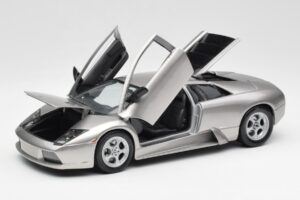 Lamborghini Murcielago Strieborný Maisto 1:18 7450257 Kov – obrázok 2 z 8