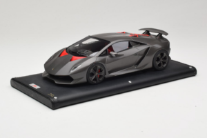 Lamborghini Sesto Elemento Matte Black MR Collection 1:18 LAMB054 Živica – obrázok 2 z 6