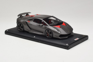 Lamborghini Sesto Elemento Matte Black MR Collection 1:18 LAMB054 Živica – obrázok 4 z 6