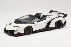 Lamborghini Veneno Roadster Biely S Červenou Líniou Kyosho 1:18 C09502W Kov