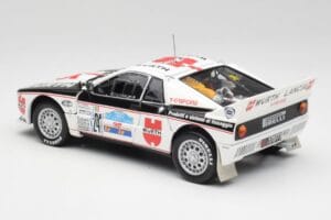 Lancia 037 #1 G. Cunico / E. Bartolich Targa Florio Winner 1983 Kyosho 1:18 08302H Kov – obrázok 7 z 8