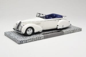 Lancia Astura Tipo 233 Corto Biely Minichamps 1:18 107125330 Živica