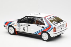 Lancia Delta HF 4WD #4 M. Alen / I. Kivimaki Martini Rally 1000 Lakes 1987 Kyosho 1:18 08960B Kov – obrázok 7 z 8