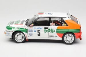 Lancia Delta HF Integrale Evo II Totip #5 A. Aghini / S. Farnocchia Rally Monte Carlo 1993 Kyosho 1:18 08348F Kov – obrázok 4 z 8