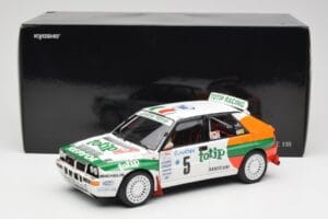 Lancia Delta HF Integrale Evo II Totip #5 A. Aghini / S. Farnocchia Rally Monte Carlo 1993 Kyosho 1:18 08348F Kov – obrázok 8 z 8