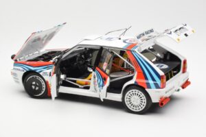 Lancia Delta HF Integrale Evo Martini #4 D. Auriol / B. Occelli Winner Rally Monte Carlo 1992 Kyosho 1:18 08348A Kov – obrázok 5 z 8
