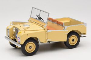 Land Rover 88 Series I RAF Beige Minichamps 1:18 150168911 Kov – obrázok 2 z 8