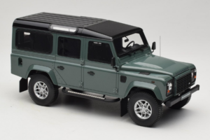 Land Rover Defender Station Wagon Keswick Green GT Spirit 1:18 GT527 Živica – obrázok 4 z 6