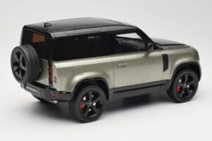 Land Rover Defender 90 HSE P400 L663 Pangea Green Metallic GT Spirit 1:18 GT517 Živica – obrázok 2 z 6