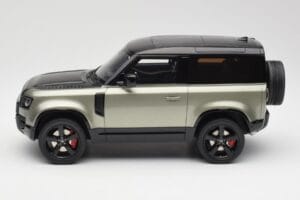 Land Rover Defender 90 HSE P400 L663 Pangea Green Metallic GT Spirit 1:18 GT517 Živica – obrázok 3 z 6