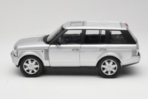 Land Rover Range Rover L322 Strieborný Welly 1:18 12536W Kov – obrázok 4 z 8