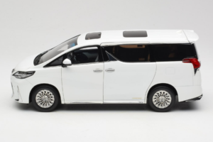 Lexus LM300h White Pearl Kyosho 1:18 08963WP Kov – obrázok 4 z 8