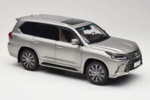 Lexus LX570 Sonic Titánový Kyosho 1:18 08955T Kov – obrázok 6 z 8