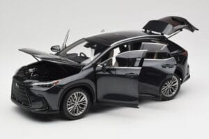 Lexus NX450h+ AZ20 Čierny Kyosho 1:18 08968GBK Živica – obrázok 2 z 8