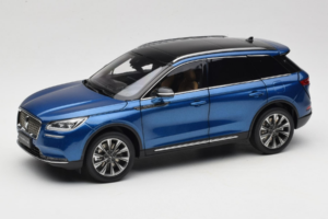 Lincoln Corsair Modrý OEM 1:18 LINCOLN001 Kov