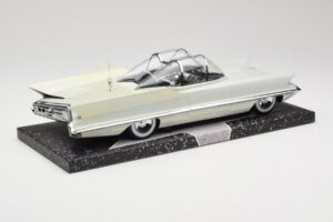 Lincoln Futura Concept Biely Minichamps 1:18 107082030 Kov – obrázok 2 z 6