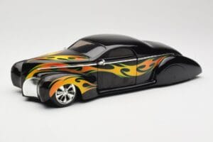 Lincoln Zephyr Scrape Custom Čierny s Plameňmi Hot Wheels 1:18 57319 Kov